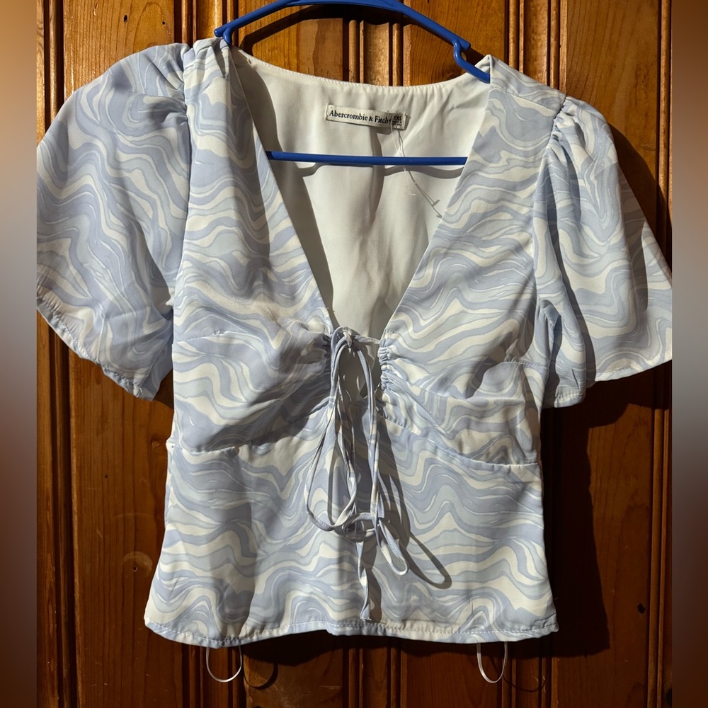 Front Tie Top